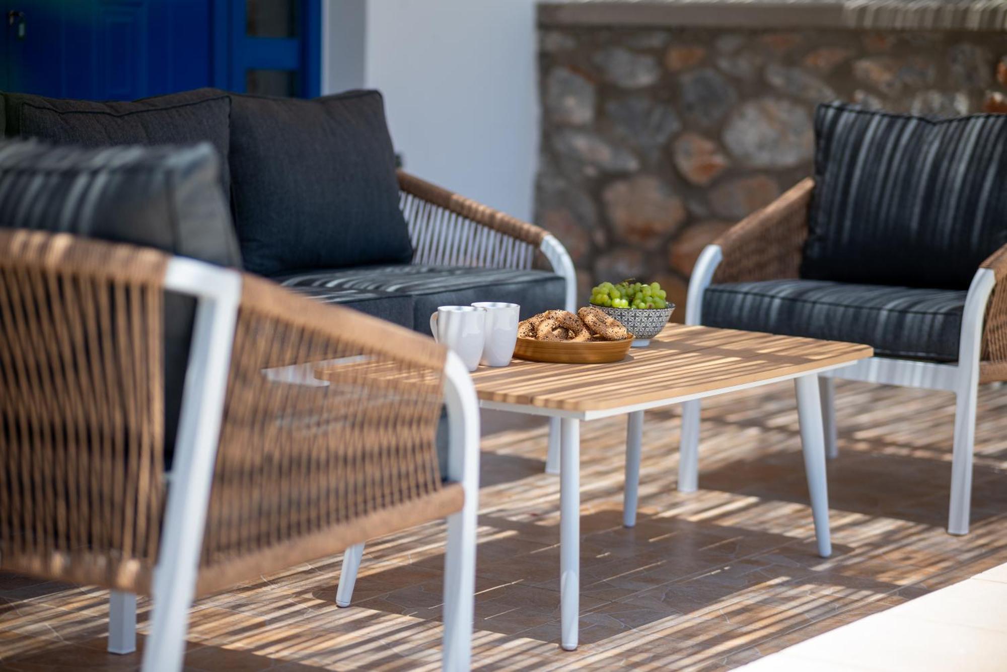 Villa Mariani II - In Lothiarika, Newly Renovated June 2024, Private Pool, Lindos 10 Min, Beach 120M Lardos Buitenkant foto