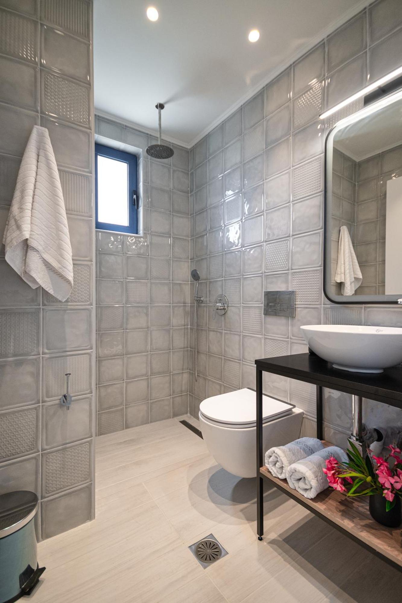 Villa Mariani II - In Lothiarika, Newly Renovated June 2024, Private Pool, Lindos 10 Min, Beach 120M Lardos Buitenkant foto